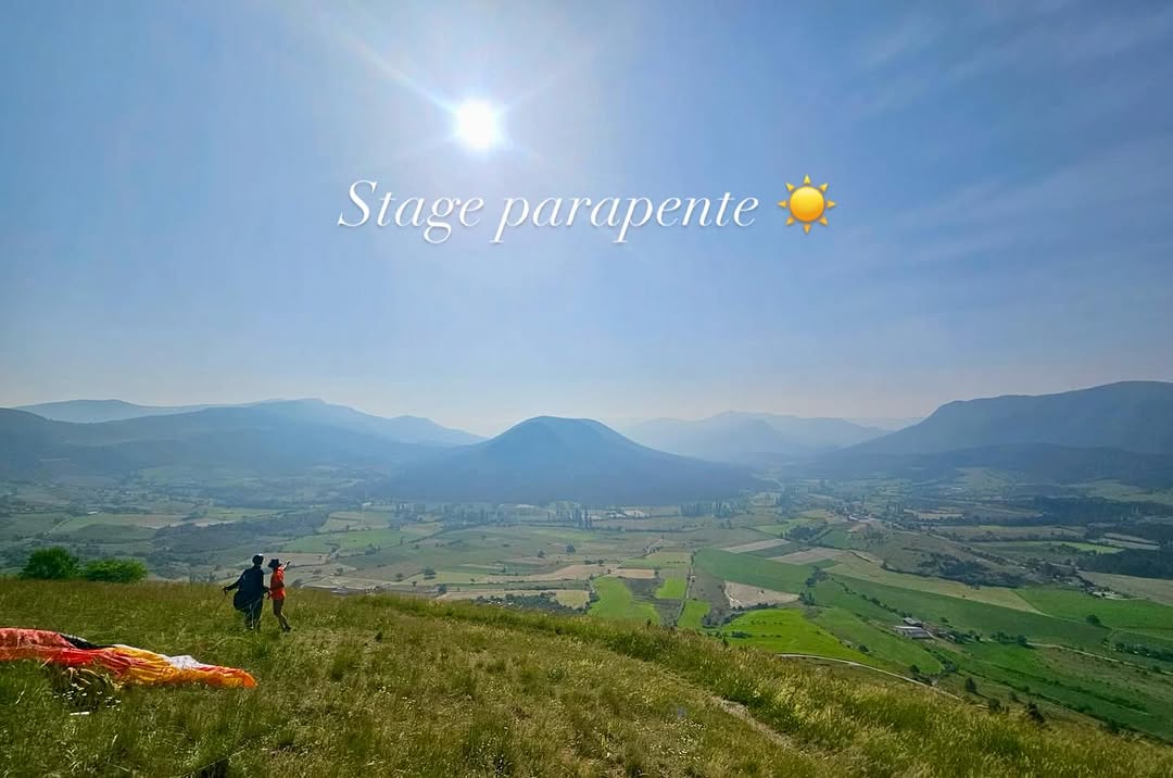 Photo by Rio Provence in Villefranche-le-Château with @xavier.goergler, and @esprit.parapente.